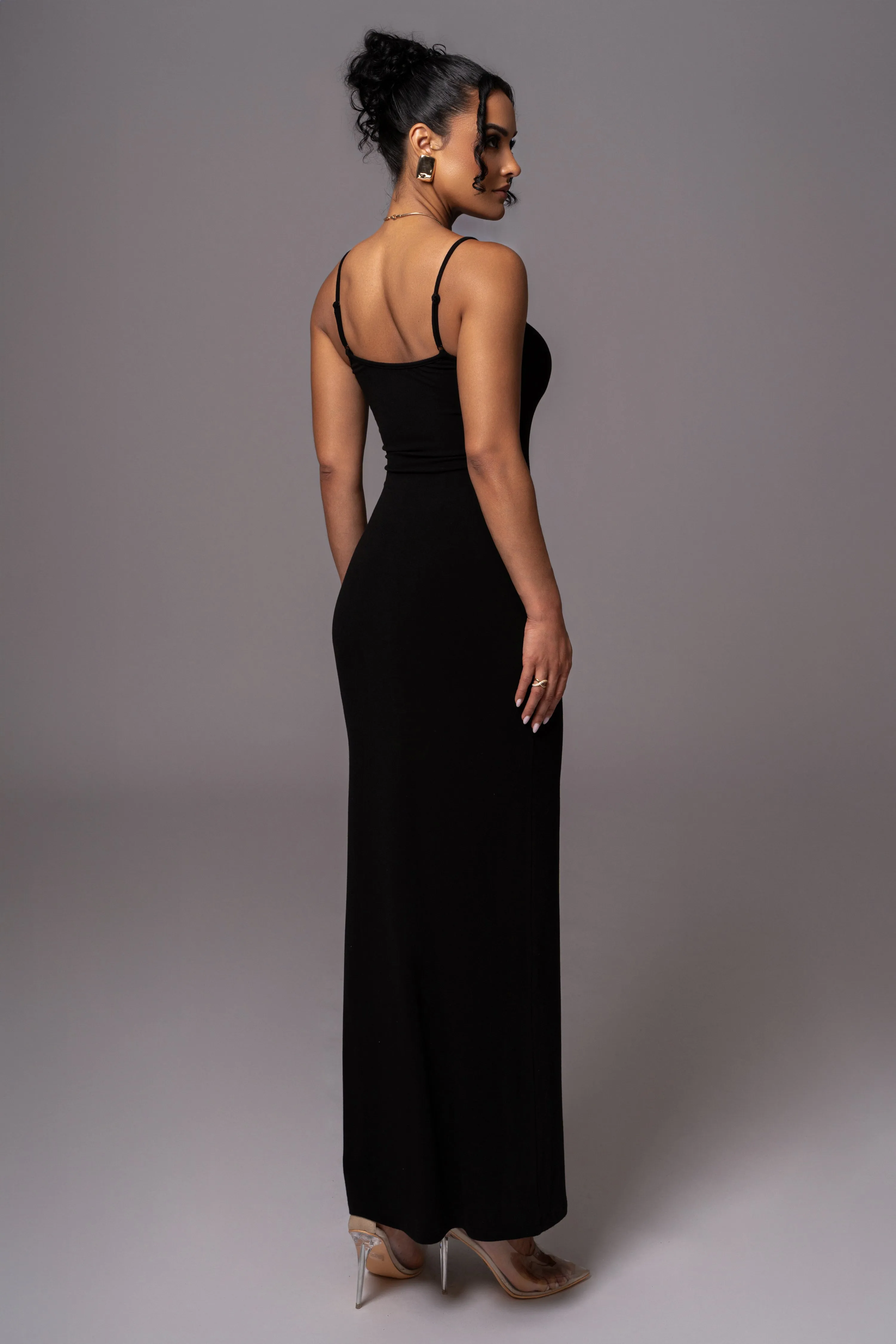 Black Smooth Simplicity Maxi Dress