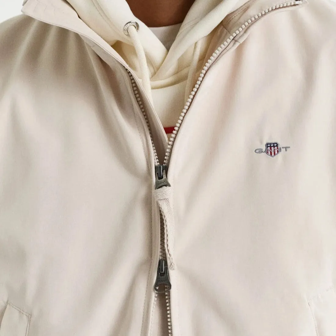 GANT Lightweight Hampshire Jacket in Putty