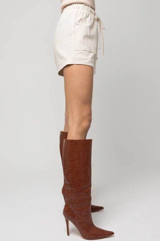 Gilli | Elastic Waist Front Pocket Roll-Up Shorts