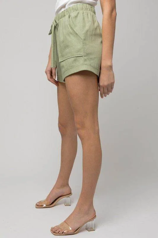 Gilli | Elastic Waist Front Pocket Roll-Up Shorts