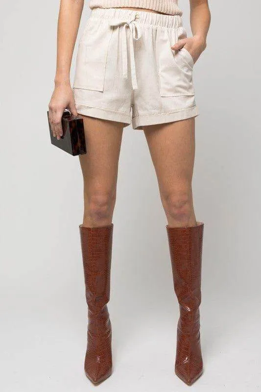 Gilli | Elastic Waist Front Pocket Roll-Up Shorts
