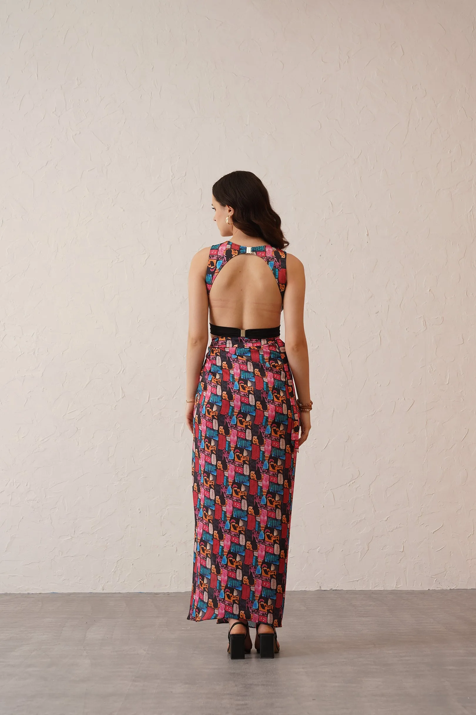 Jocelyn Sarong / Robe (BW21)