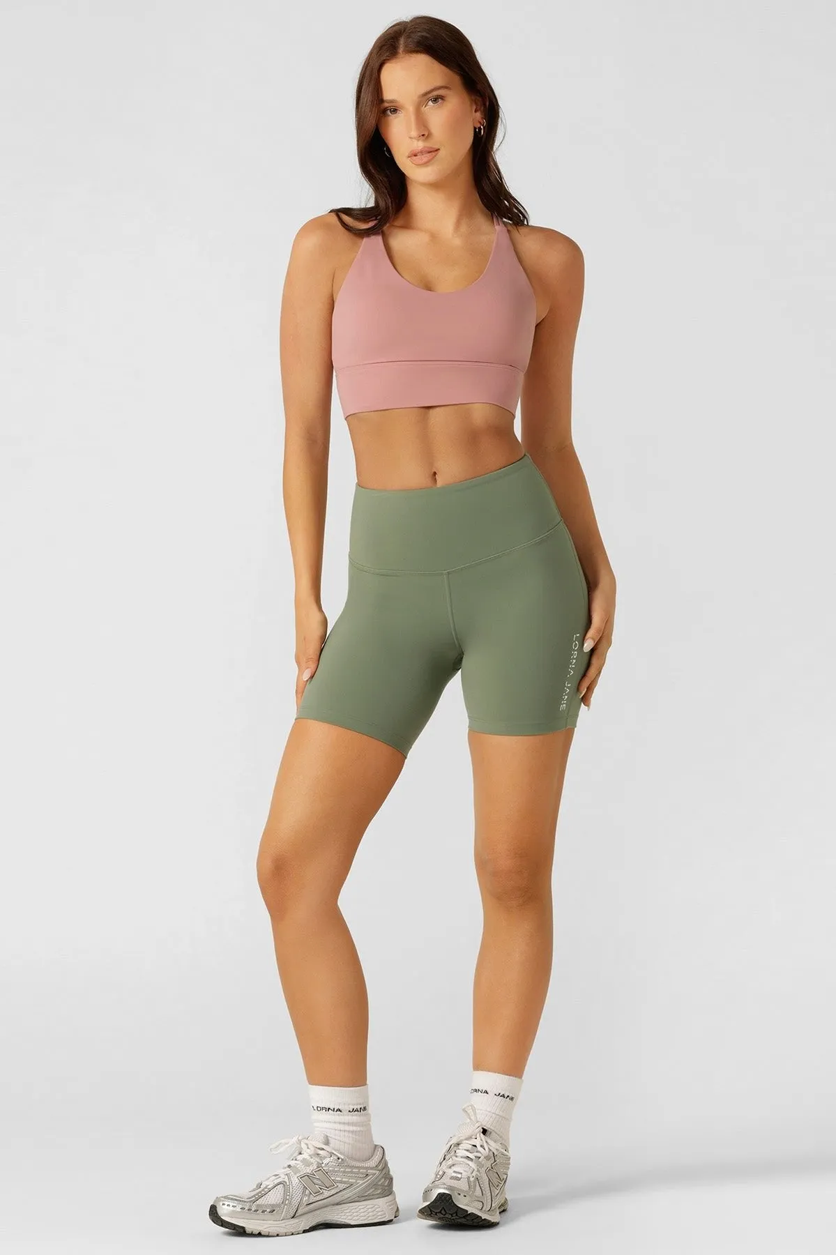 Lotus No Chafe Pocket 16cm Bike Shorts | Light Khaki