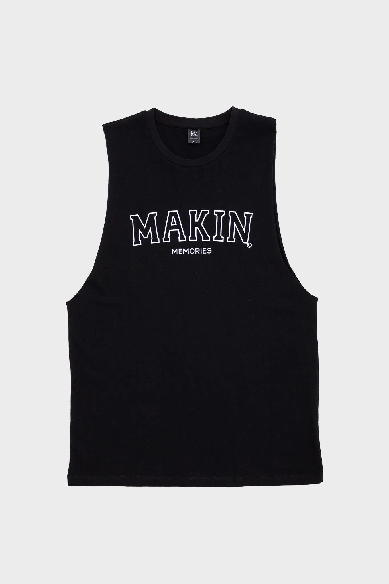 MAKIN SINGLET IN BLACK