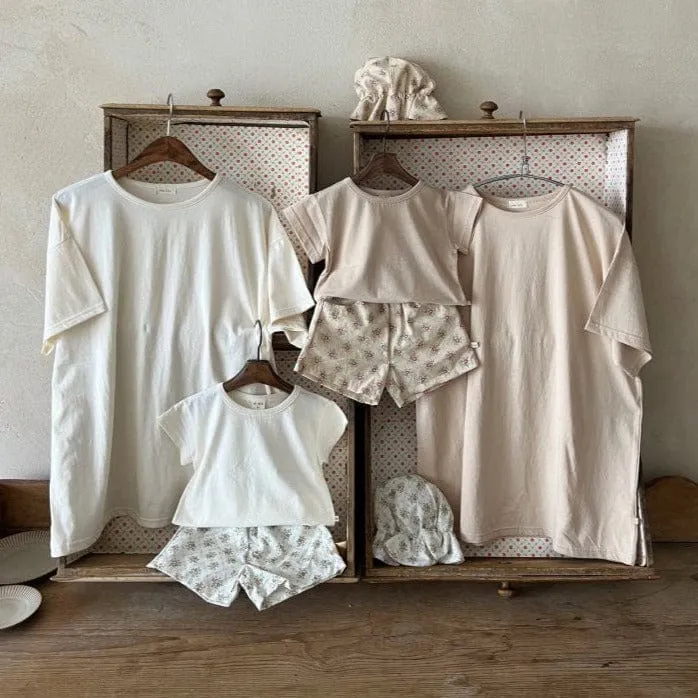 Modern Unisex T-Shirt (Beige)