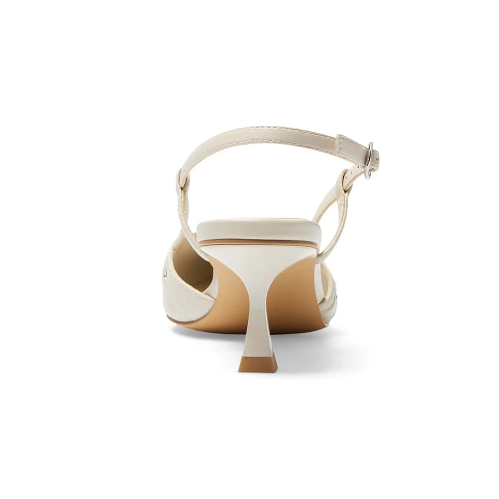 Sutton Heel in Bone Smooth