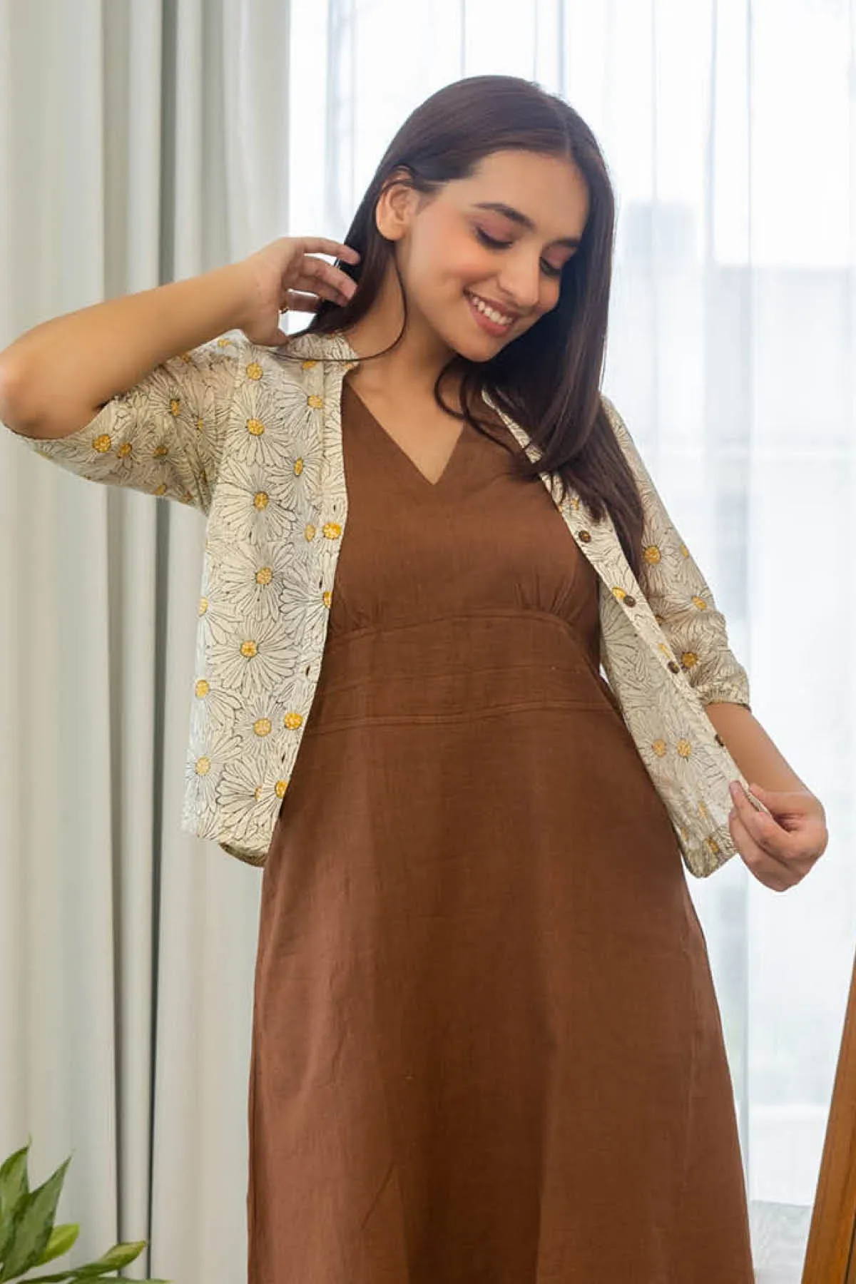 Talia Floral Block Print Crop Shirt