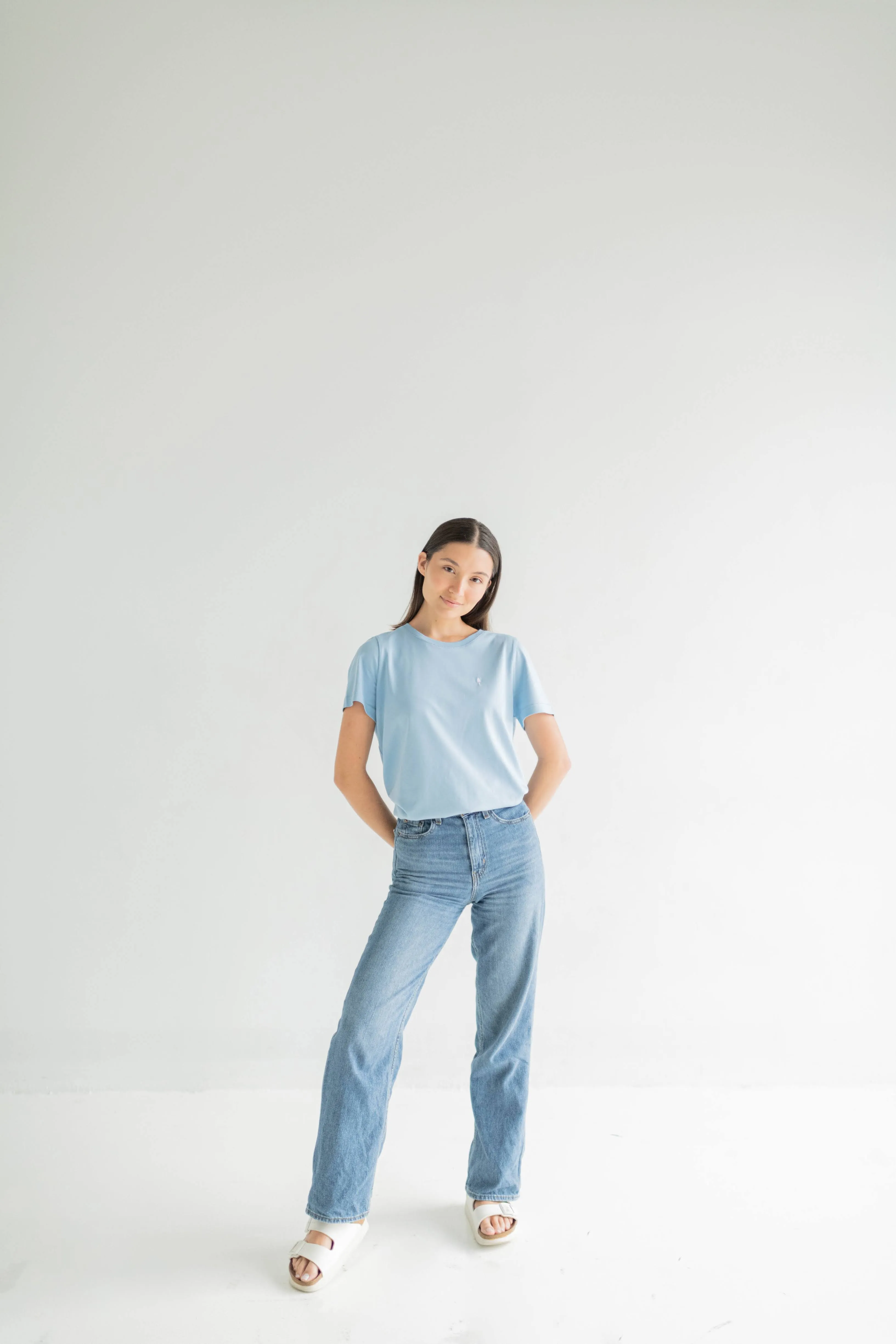 The Relaxed Tee - Glacier Blue